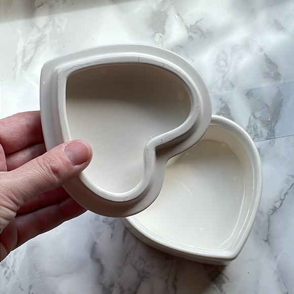 Vintage Piyo Piyo 1995 Heart trinket container - AS IS - Picture 2 of 8